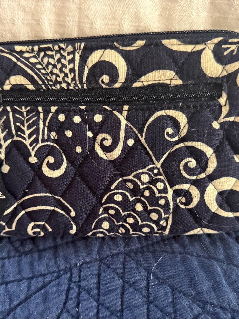Vera Bradley Zip Around Wallet in Twirly Birds Navy pattern. - Picture 5 of 9